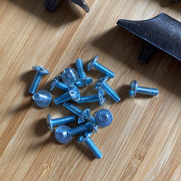 8 Piece DIY Bronze Colored Drawer Handles Pulls for Cabinets Dressers Armoire - Picture 5 of 7